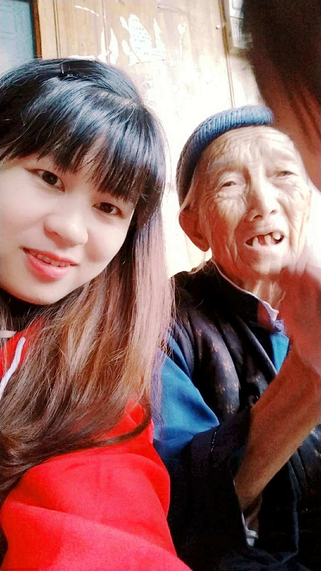 晚风吹起你鬓间的白发什么歌_吹起你鬓间白发_白发鬓鬓的歌