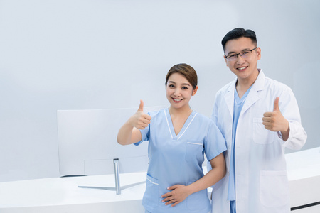 红怜宝鉴_若怜_典心君须怜我我怜卿