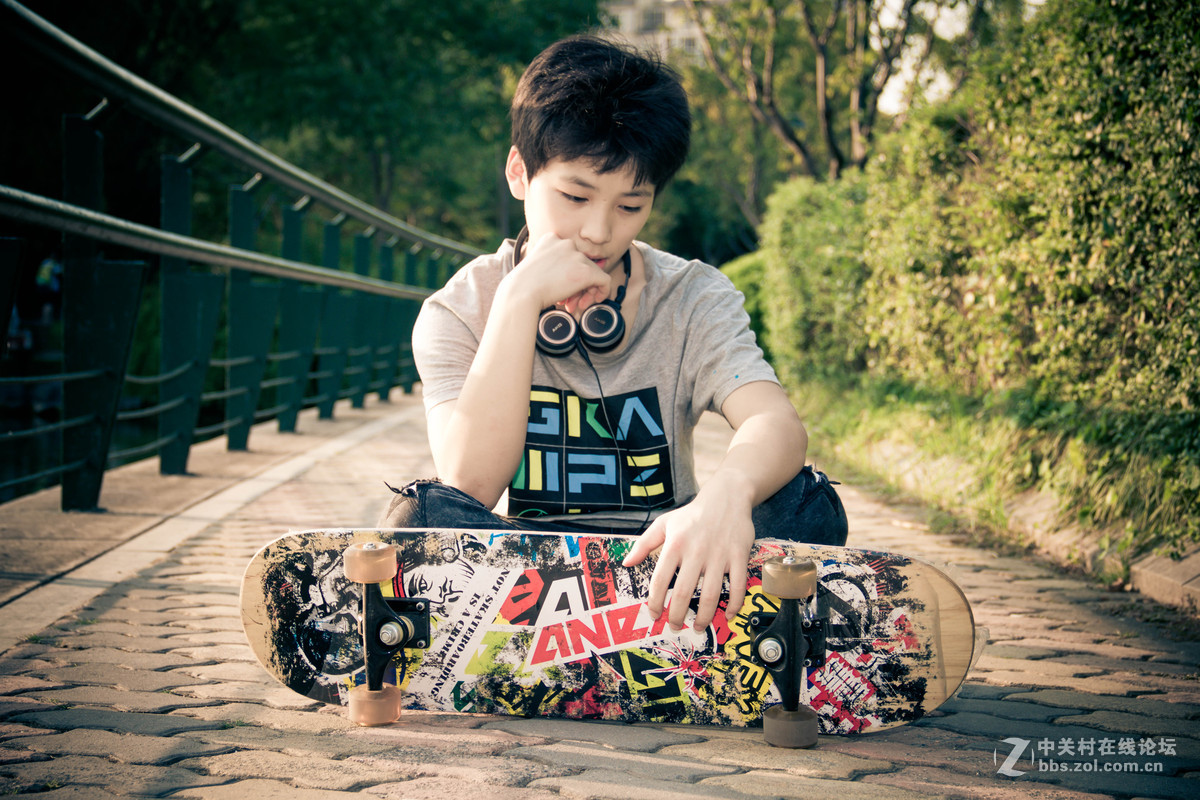 滑板少年_滑板少年黑布林英语阅读_滑板少年游戏