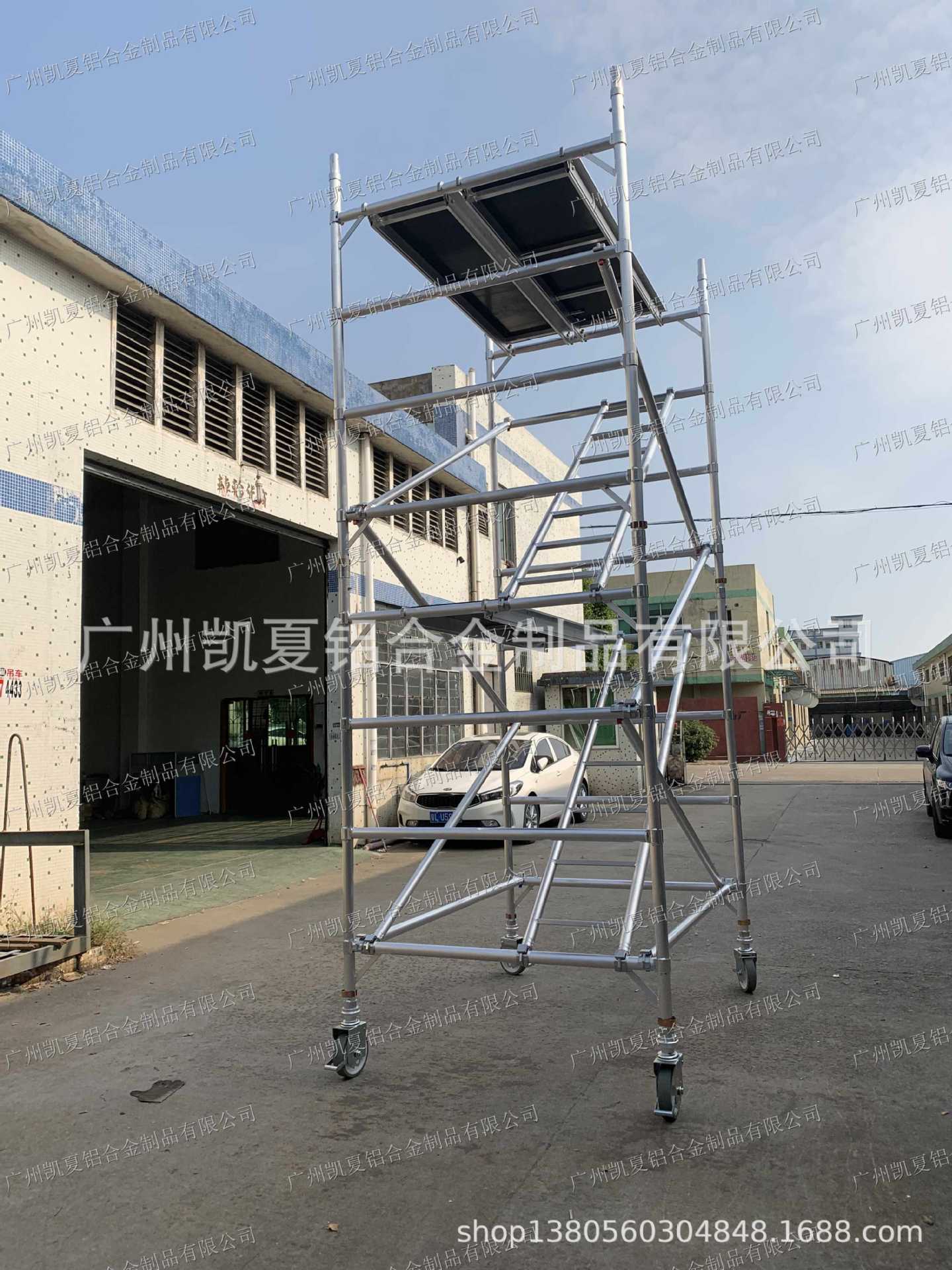搭梯子_梯子搭建教程_梯子搭在墙上