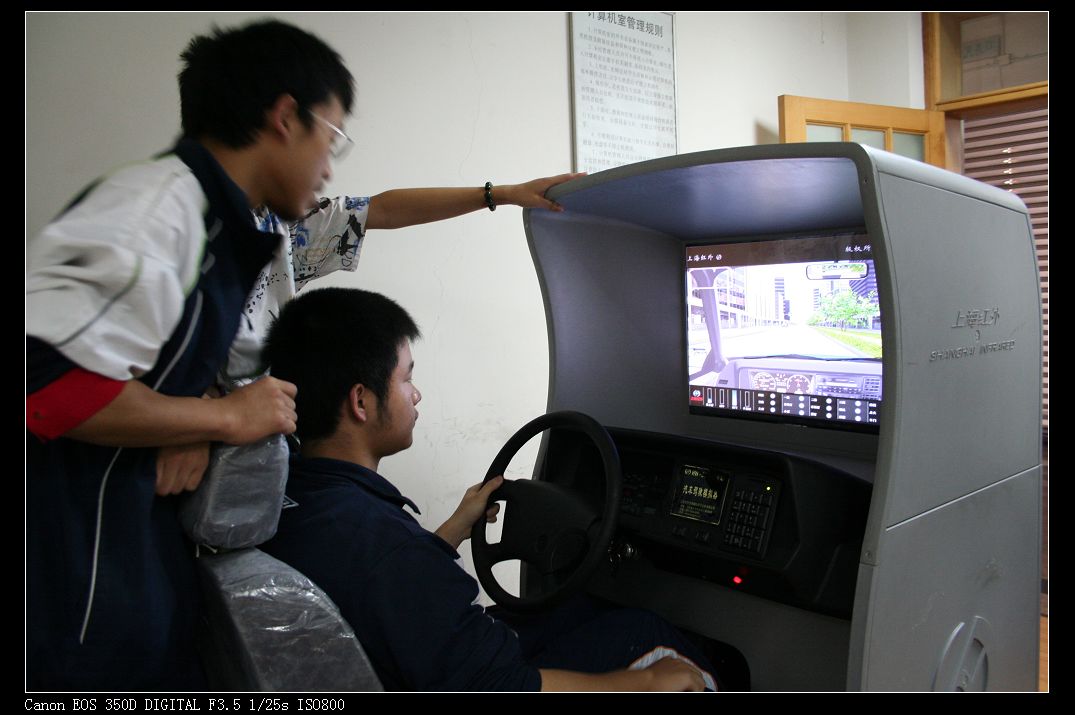 模拟驾校考试的软件_模拟驾校_模拟驾校游戏