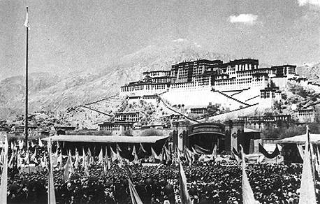 西藏自治区成立于哪一年-1951年，西藏从此改变！一个藏族人
