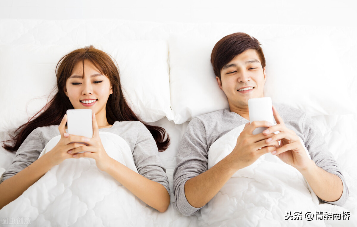 女友玩游戏摔手机_摔女友玩手机游戏视频_摔女朋友手机