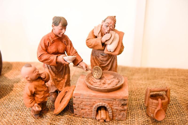东北玩泥巴_东北玩泥巴什么时候火的_我在东北玩泥巴