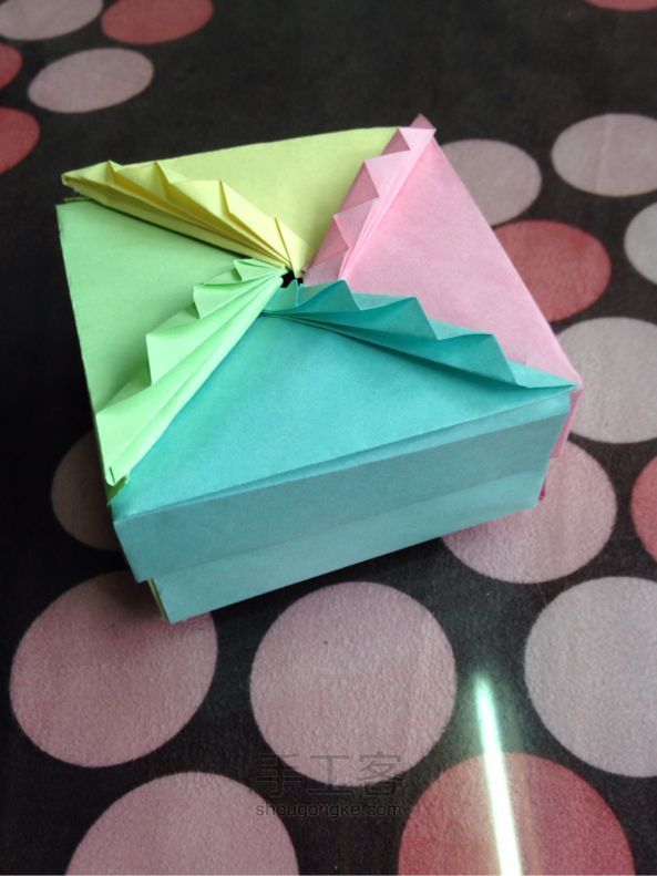 日本折纸风格手机游戏盒子_日式折纸盒子_可以玩的盒子怎么折
