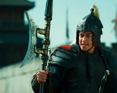 人中吕布成就_人中吕布手机游戏_吕布人仔
