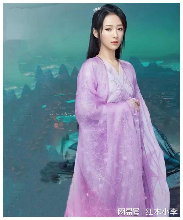 月白色_白色月光_4-5月开的白色四瓣花叫什么
