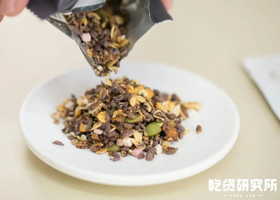手机游戏热门_游戏热门手机人物排行榜_热门游戏多人手机游戏