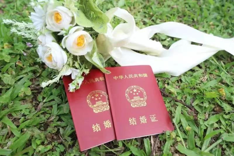 吉日领证_领证吉日婚礼纪_领结婚证吉日