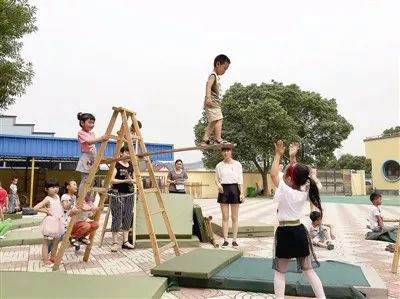 安吉游戏实践,幼儿自主探索与成长的乐园实践